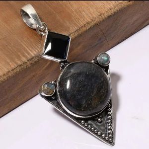#193 Sodalite, Tanzanite and Labradorite Handcrafted Pendant NWOT